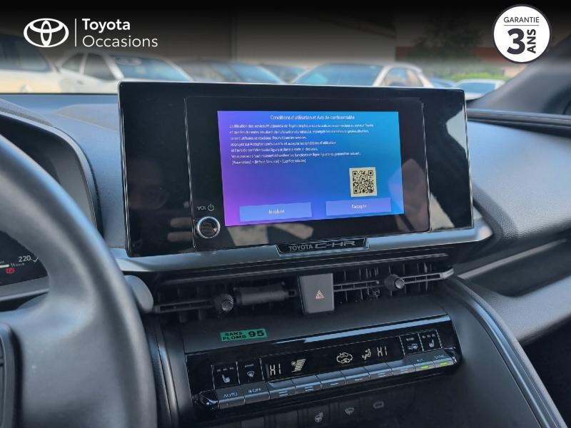 Photo 15 de l’annonce de TOYOTA C-HR d’occasion à vendre à AUBIÈRE