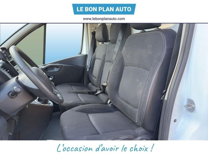 Photo 19 de l’annonce de NISSAN NV300 Fg VUL d’occasion à vendre à FRÉJUS