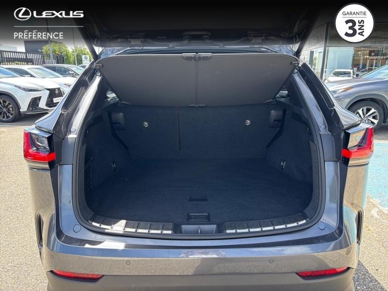 Photo 15 de l’annonce de LEXUS NX d’occasion à vendre à MONTFAVET
