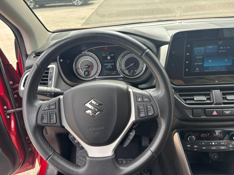 Photo 17 de l’annonce de SUZUKI SX4 S-Cross d’occasion à vendre à LA GARDE