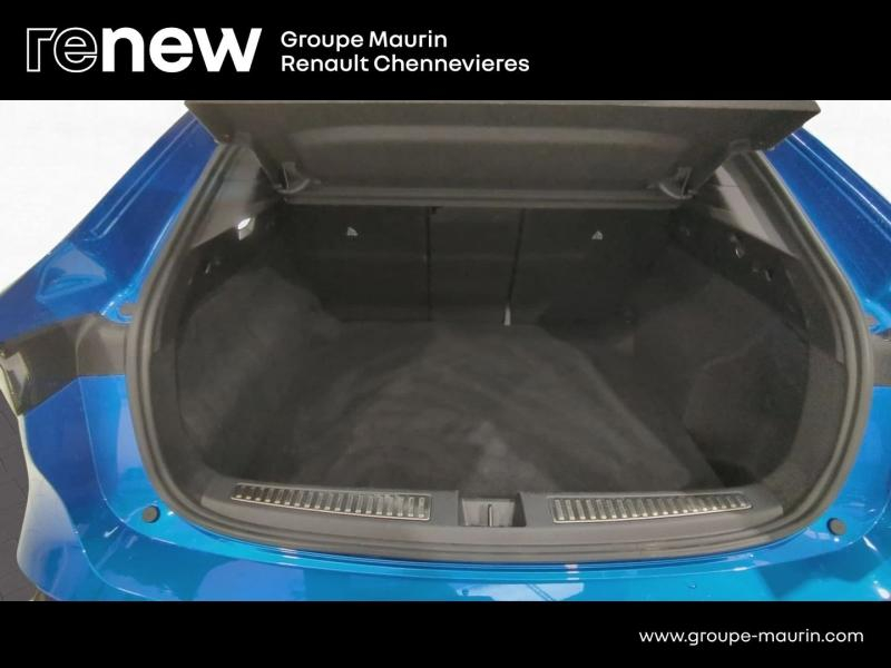 Photo 10 de l’annonce de RENAULT  d’occasion à vendre à CHENNEVIÈRES-SUR-MARNE