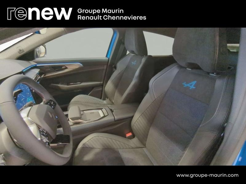 Photo 19 de l’annonce de RENAULT  d’occasion à vendre à CHENNEVIÈRES-SUR-MARNE