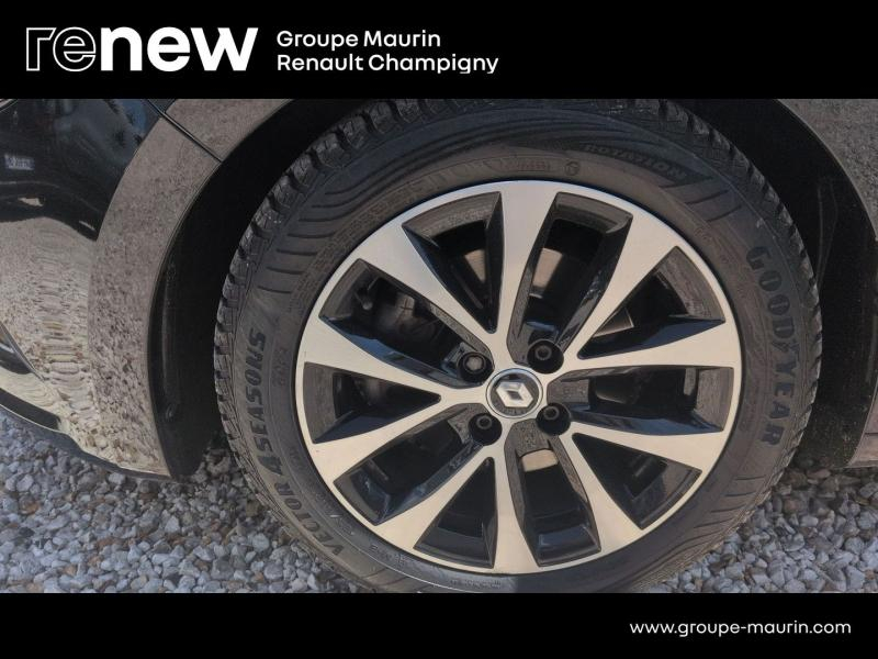 Photo 9 de l’annonce de RENAULT Clio d’occasion à vendre à CHAMPIGNY-SUR-MARNE