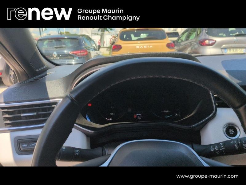 Photo 13 de l’annonce de RENAULT Clio d’occasion à vendre à CHAMPIGNY-SUR-MARNE