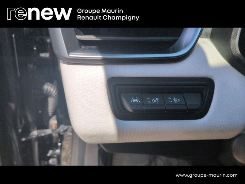 Photo 16 de l’annonce de RENAULT Clio d’occasion à vendre à CHAMPIGNY-SUR-MARNE