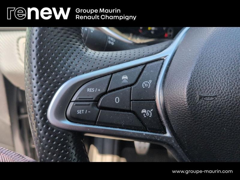 Photo 14 de l’annonce de RENAULT Clio d’occasion à vendre à CHAMPIGNY-SUR-MARNE