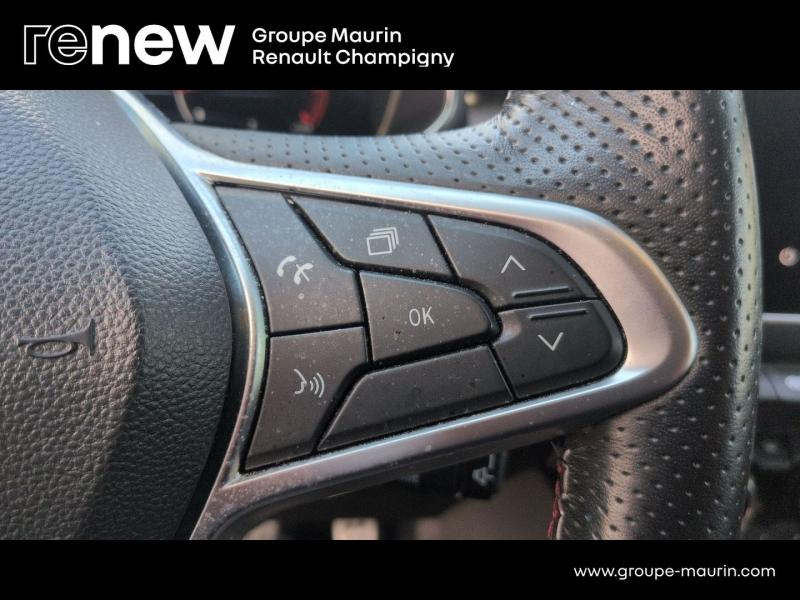 Photo 15 de l’annonce de RENAULT Clio d’occasion à vendre à CHAMPIGNY-SUR-MARNE
