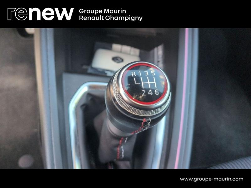 Photo 18 de l’annonce de RENAULT Clio d’occasion à vendre à CHAMPIGNY-SUR-MARNE