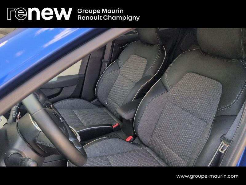 Photo 11 de l’annonce de RENAULT Clio d’occasion à vendre à CHAMPIGNY-SUR-MARNE