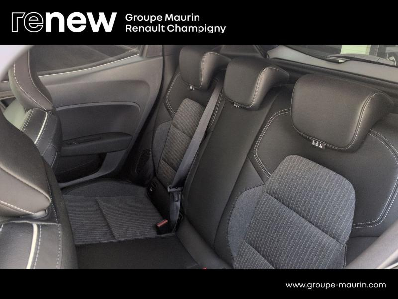 Photo 12 de l’annonce de RENAULT Clio d’occasion à vendre à CHAMPIGNY-SUR-MARNE