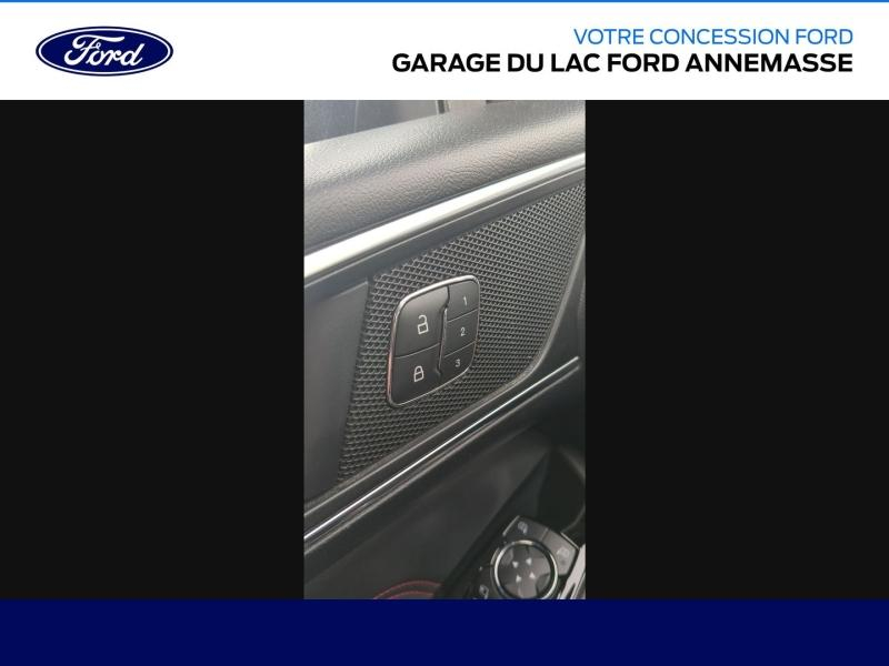 Photo 16 de l’annonce de FORD S-MAX d’occasion à vendre à ANNEMASSE