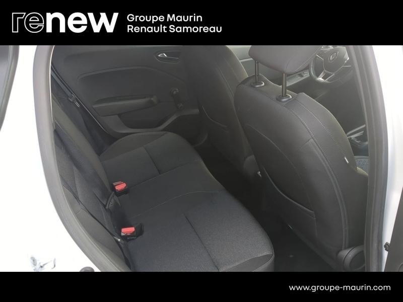 Photo 14 de l’annonce de RENAULT Clio d’occasion à vendre à SAMOREAU