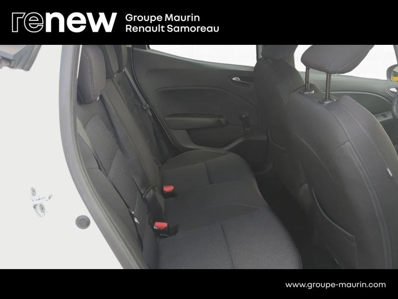 Photo 15 de l’annonce de RENAULT Clio d’occasion à vendre à SAMOREAU