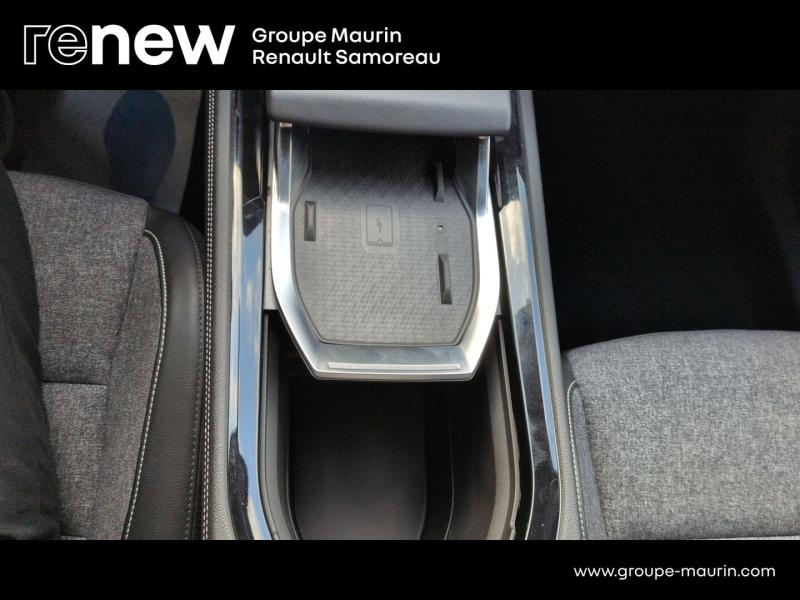 Photo 13 de l’annonce de RENAULT  d’occasion à vendre à SAMOREAU