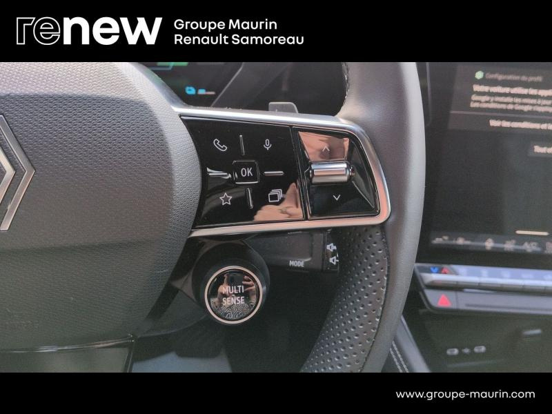 Photo 15 de l’annonce de RENAULT  d’occasion à vendre à SAMOREAU