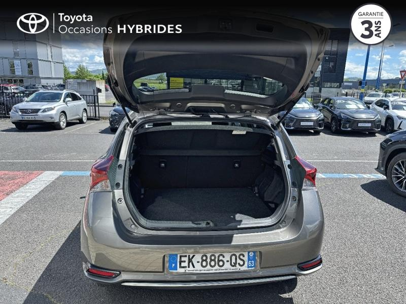 Photo 10 de l’annonce de TOYOTA Auris d’occasion à vendre à AUBIÈRE