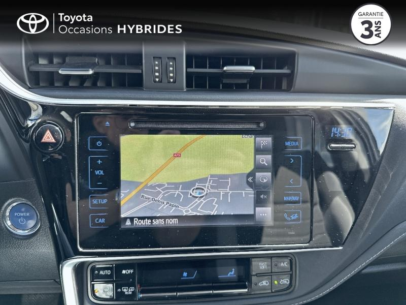 Photo 15 de l’annonce de TOYOTA Auris d’occasion à vendre à AUBIÈRE