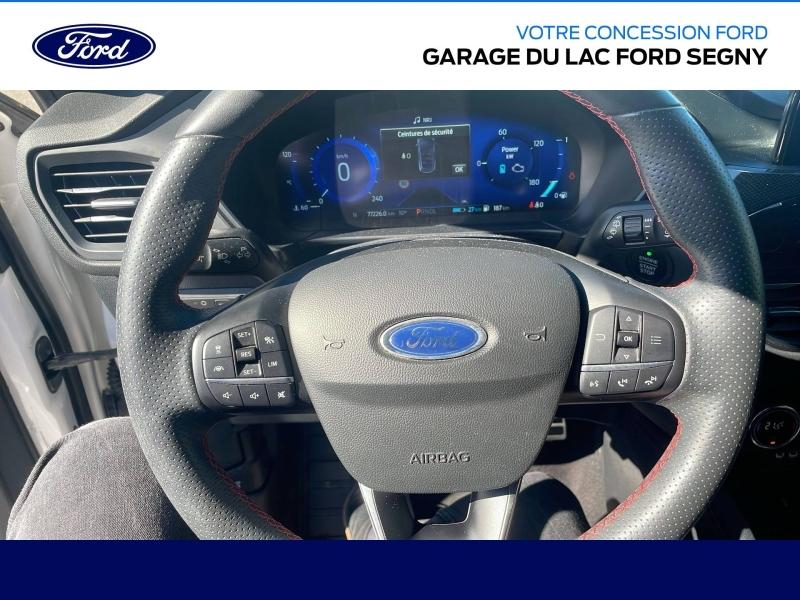 Photo 4 de l’annonce de FORD Kuga d’occasion à vendre à PAYS DE GEX