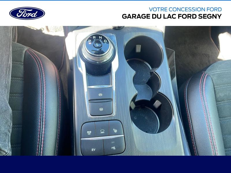 Photo 5 de l’annonce de FORD Kuga d’occasion à vendre à PAYS DE GEX