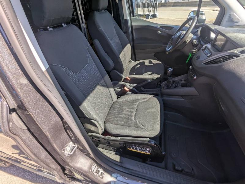 Photo 10 de l’annonce de FORD Transit Courier VUL d’occasion à vendre à FRÉJUS