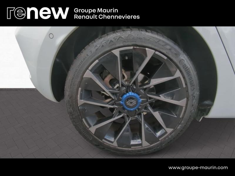 Photo 11 de l’annonce de RENAULT Clio d’occasion à vendre à CHENNEVIÈRES-SUR-MARNE