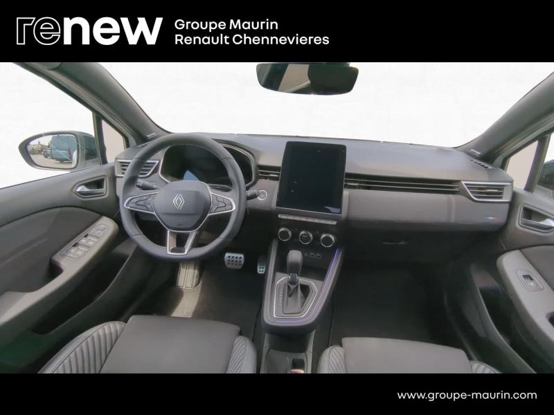 Photo 16 de l’annonce de RENAULT Clio d’occasion à vendre à CHENNEVIÈRES-SUR-MARNE