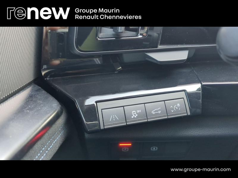 Photo 19 de l’annonce de RENAULT Austral d’occasion à vendre à CHENNEVIÈRES-SUR-MARNE