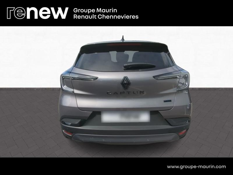 Photo 6 de l’annonce de RENAULT Captur d’occasion à vendre à CHENNEVIÈRES-SUR-MARNE