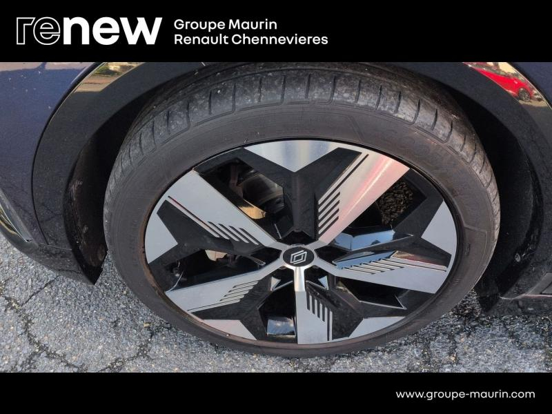 Photo 12 de l’annonce de RENAULT Megane d’occasion à vendre à CHENNEVIÈRES-SUR-MARNE