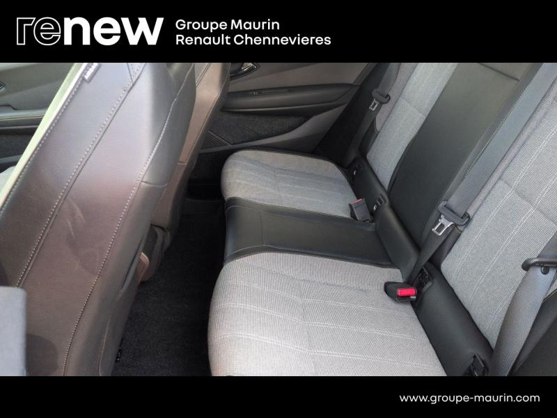 Photo 14 de l’annonce de RENAULT Megane d’occasion à vendre à CHENNEVIÈRES-SUR-MARNE