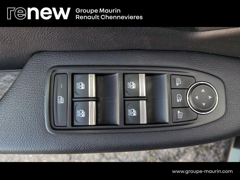 Photo 16 de l’annonce de RENAULT Megane d’occasion à vendre à CHENNEVIÈRES-SUR-MARNE