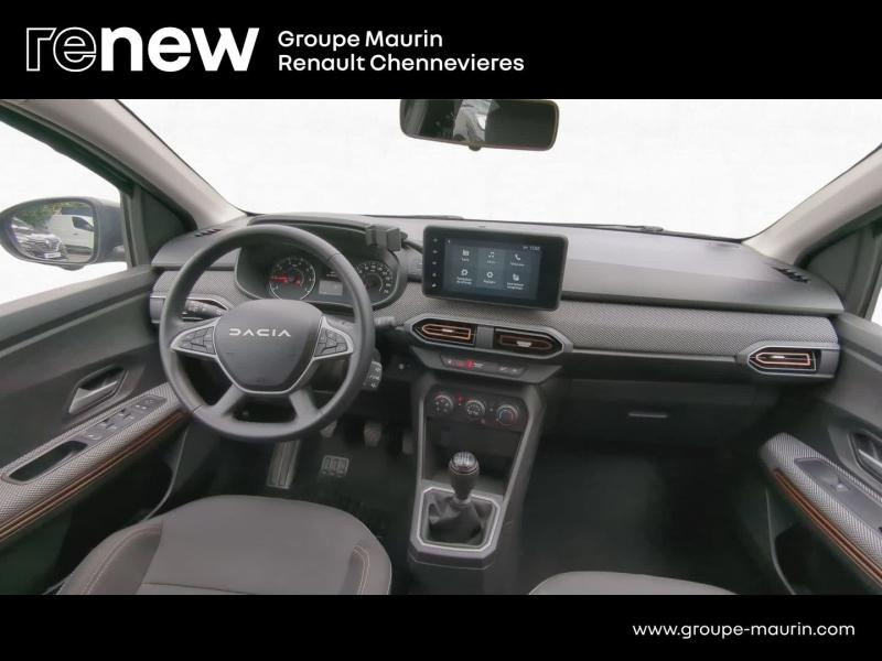 Photo 13 de l’annonce de DACIA Sandero d’occasion à vendre à CHENNEVIÈRES-SUR-MARNE