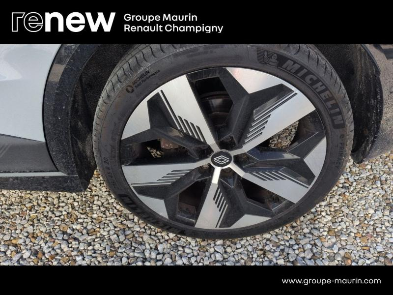Photo 9 de l’annonce de RENAULT Megane d’occasion à vendre à CHAMPIGNY-SUR-MARNE