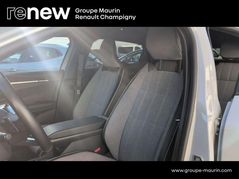 Photo 12 de l’annonce de RENAULT Megane d’occasion à vendre à CHAMPIGNY-SUR-MARNE