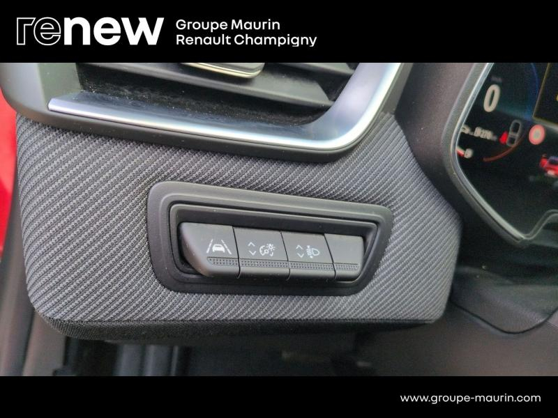Photo 15 de l’annonce de RENAULT Clio d’occasion à vendre à CHAMPIGNY-SUR-MARNE