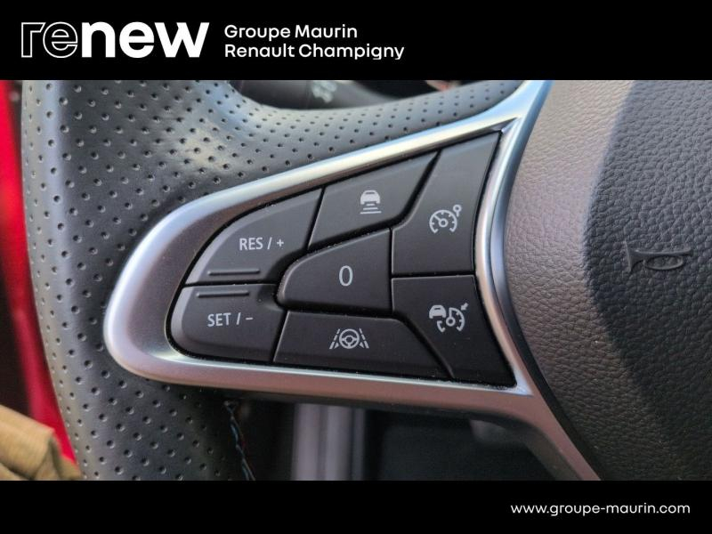 Photo 16 de l’annonce de RENAULT Clio d’occasion à vendre à CHAMPIGNY-SUR-MARNE