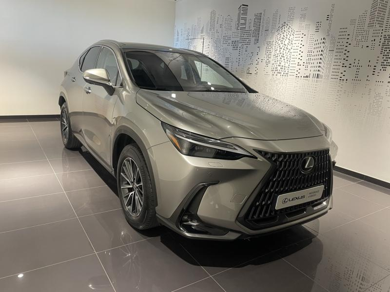 Photo 3 de l’annonce de LEXUS NX d’occasion à vendre à LATTES