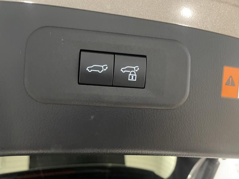 Photo 11 de l’annonce de LEXUS NX d’occasion à vendre à LATTES