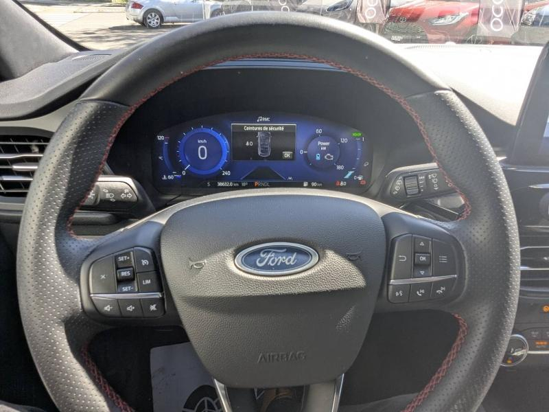 Photo 20 de l’annonce de FORD Kuga d’occasion à vendre à AIX-EN-PROVENCE