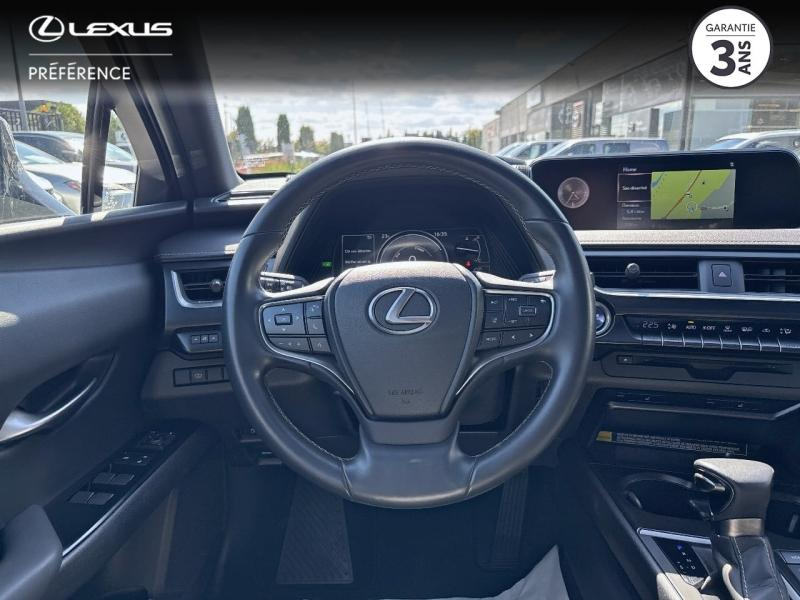 Photo 6 de l’annonce de LEXUS UX d’occasion à vendre à MONTFAVET