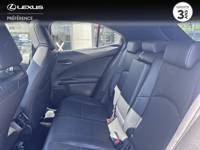 Photo 14 de l’annonce de LEXUS UX d’occasion à vendre à MONTFAVET