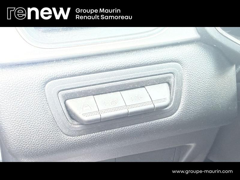 Photo 18 de l’annonce de RENAULT Captur d’occasion à vendre à SAMOREAU