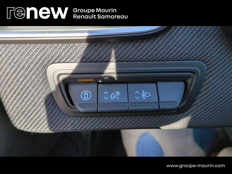 Photo 18 de l’annonce de RENAULT Clio d’occasion à vendre à SAMOREAU
