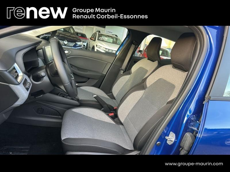 Photo 14 de l’annonce de RENAULT Clio d’occasion à vendre à CORBEIL-ESSONNES