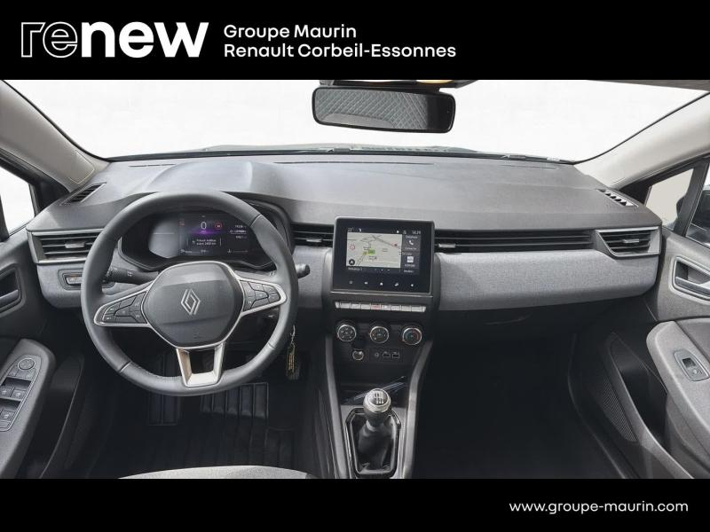 Photo 12 de l’annonce de RENAULT Clio d’occasion à vendre à CORBEIL-ESSONNES