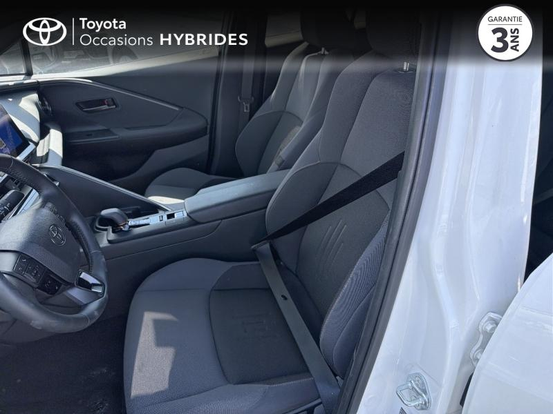 Photo 11 de l’annonce de TOYOTA C-HR d’occasion à vendre à AUBIÈRE