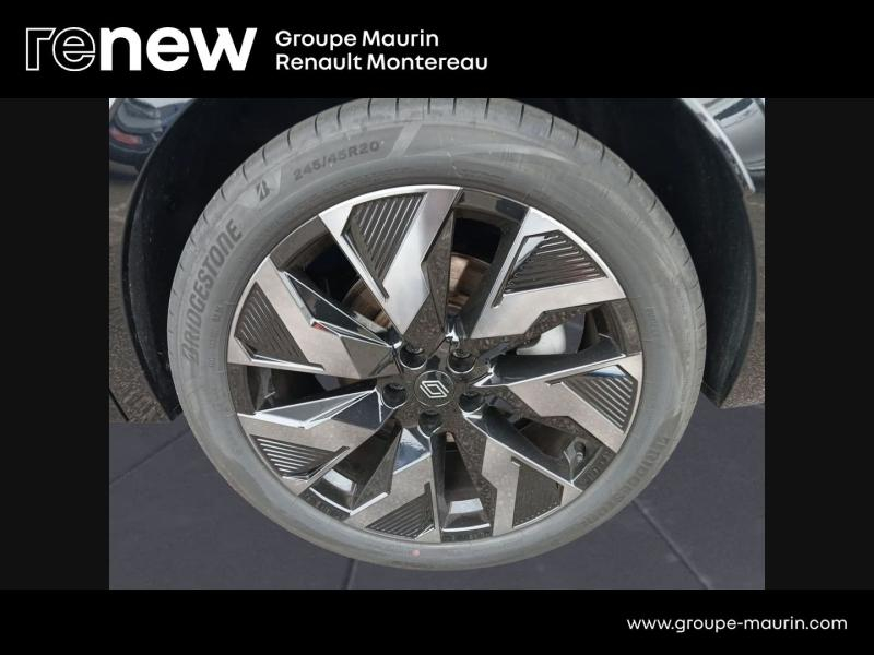 Photo 9 de l’annonce de RENAULT  d’occasion à vendre à VARENNES SUR SEINE