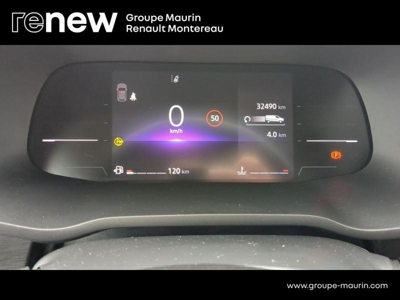 Photo 13 de l’annonce de RENAULT Trafic Combi d’occasion à vendre à VARENNES SUR SEINE