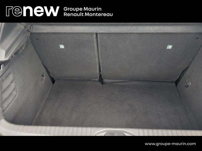 Photo 9 de l’annonce de RENAULT Clio d’occasion à vendre à VARENNES SUR SEINE