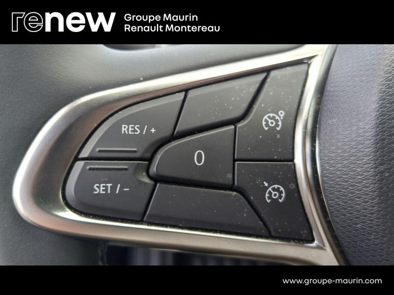 Photo 16 de l’annonce de RENAULT Clio d’occasion à vendre à VARENNES SUR SEINE